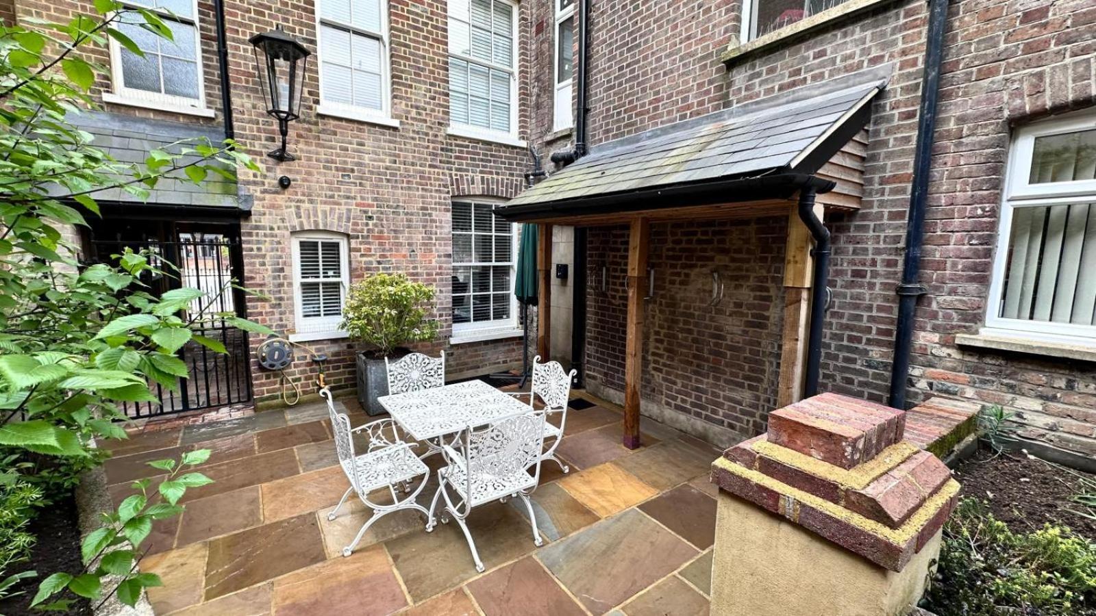 Harper Luxe Serviced Apartments Dunstable Zewnętrze zdjęcie